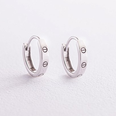 Серьги - кольца "Love" в белом золоте с08006