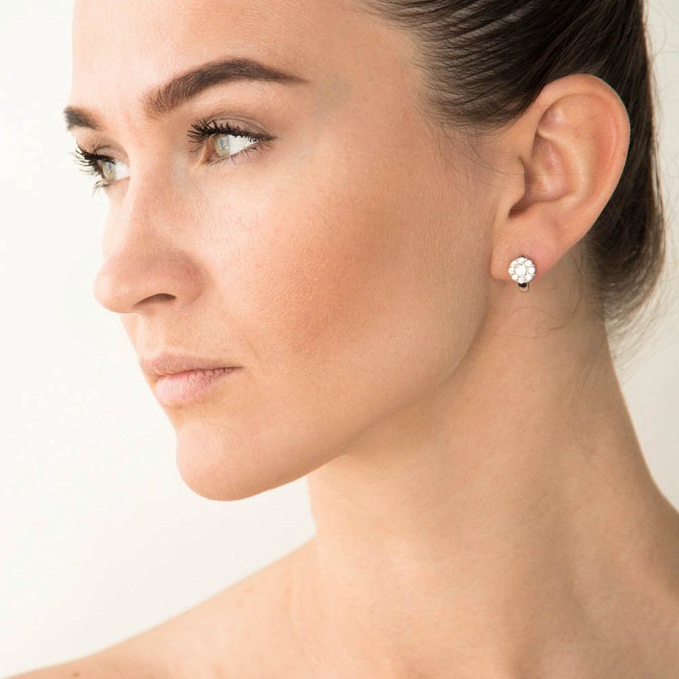 Серебряные серьги (фианиты) 121922 от ювелирного магазина Оникс