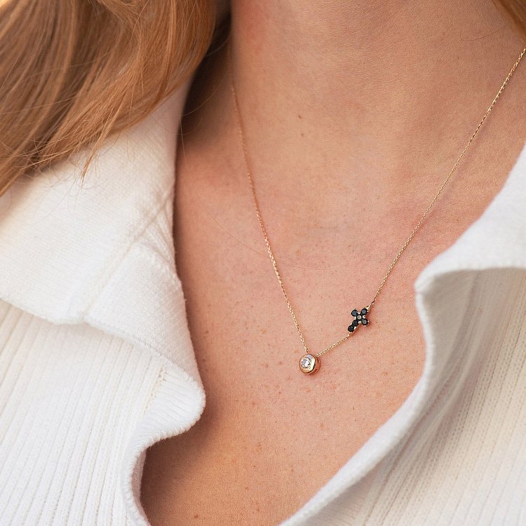 Золоте кольє з хрестиком (фіаніти) кол02112 від ювелірного магазину Онікс - 7