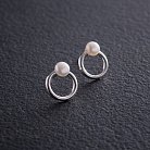 Срібні сережки - пусети "Кругообіг" з перлами 123277 от ювелирного магазина Оникс - 4