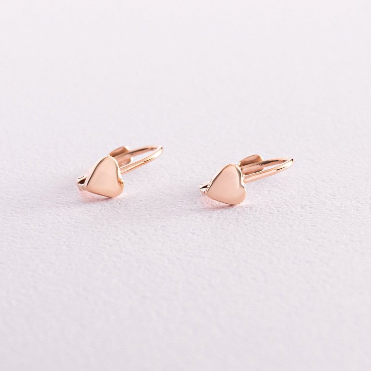 Золотые детские серьги "Сердечки" с05930 от ювелирного магазина Оникс