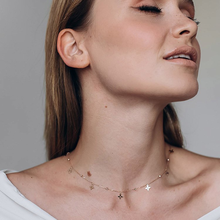 Золотое колье Клевера кол01520 - 6 Золотое колье Клевера кол01520 от ювелирного магазина Оникс - 6