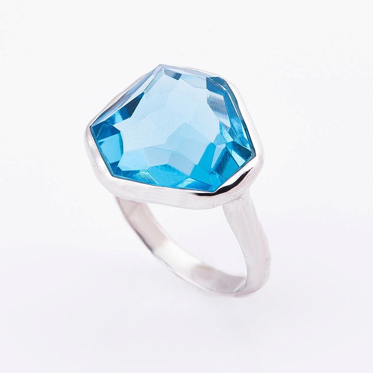 Срібний перстень з ювелірним склом 111231 від ювелірного магазину Онікс - 2