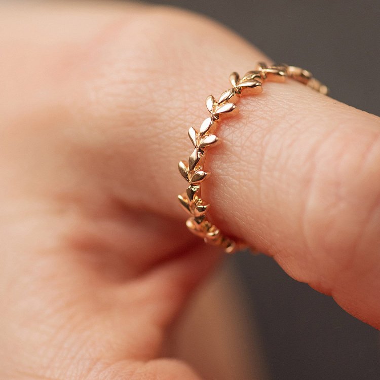 Каблучка "Гілочка" у червоному золоті к07608 від ювелірного магазину Онікс - 1