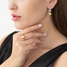 Золотое кольцо "Шарик" с жемчугом и бриллиантами к647 от ювелирного магазина Оникс - 1