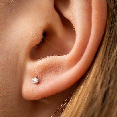 Золотые серьги - пусеты с бриллиантами 335401121 №2