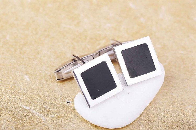 Запонки с эмалью 25024 от ювелирного магазина Оникс - 2