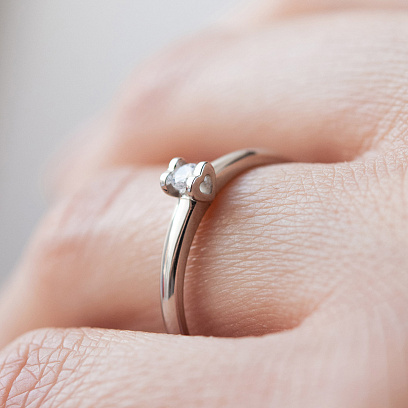 Серебряное кольцо "Сердечко" с фианитом 1612 №4