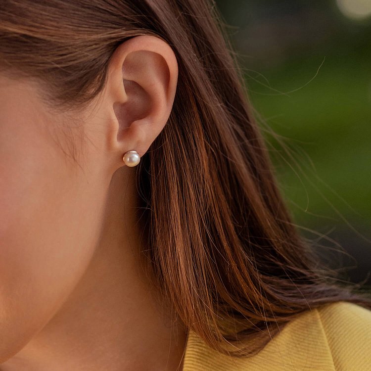 Серьги-гвоздики (культ. пресн. жемчуг) 7 мм 121029 от ювелирного магазина Оникс - 3