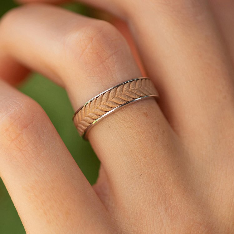 Обручальное кольцо "Колосок" в красном и белом золоте 236421100 от ювелирного магазина Оникс - 3