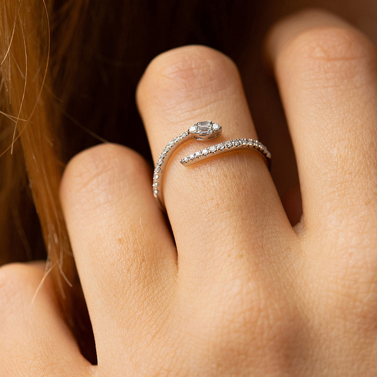 Золота каблучка "Змія" з діамантами кб0557ca від ювелірного магазину Онікс - 1