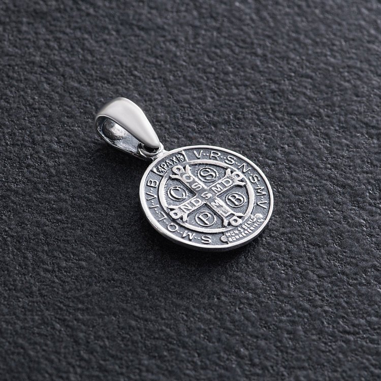 Підвіска св. Бенедикт 131554 від ювелірного магазину Онікс - 1