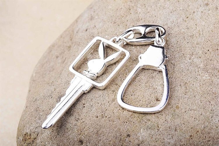 Брелок "Плейбой" 10004 від ювелірного магазину Онікс - 2