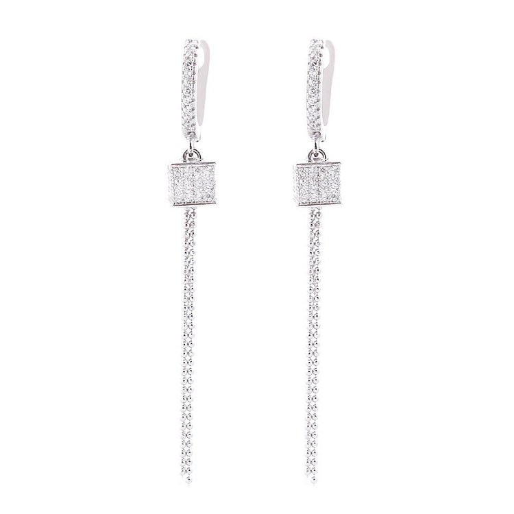 Срібні сережки на ланцюжку з фіанітами 122397 від ювелірного магазину Онікс - 1