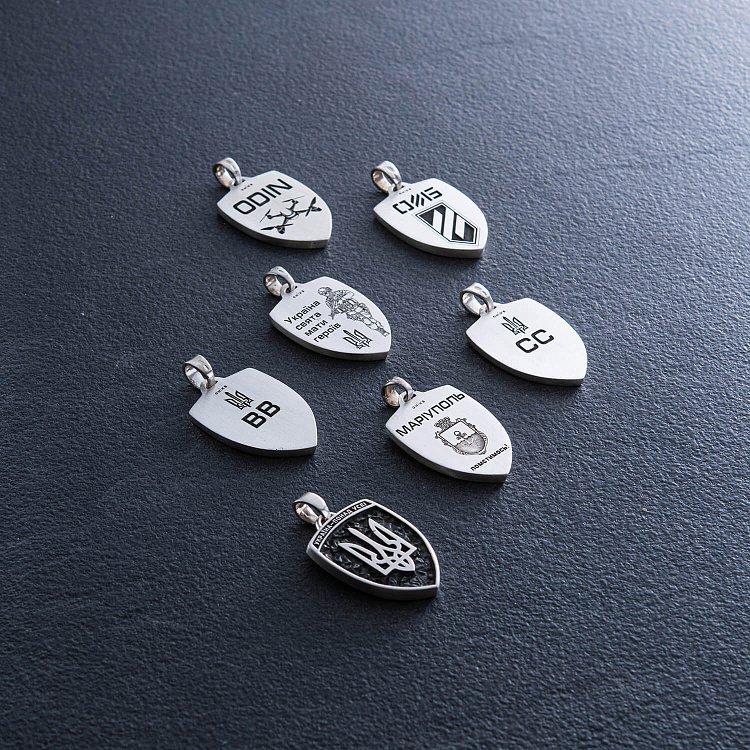 Серебряный кулон "Герб України - Тризуб. Україна понад усе. Индивидуальная гравировка" 133133 от ювелирного магазина Оникс - 15