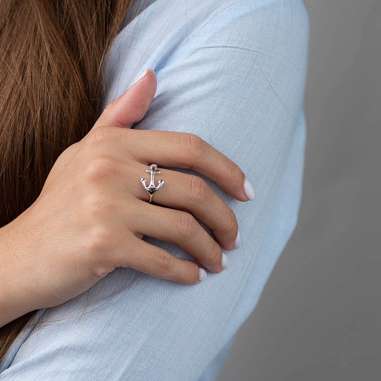 Серебряное кольцо "Якорь" 112536 от ювелирного магазина Оникс - 1