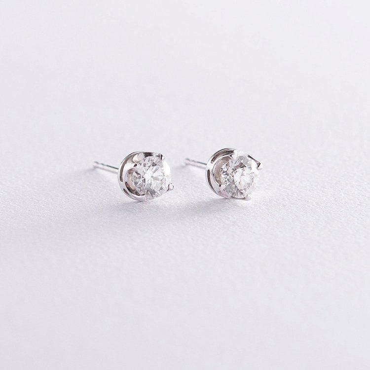 Золотые серьги - пусеты с бриллиантами с179ar от ювелирного магазина Оникс