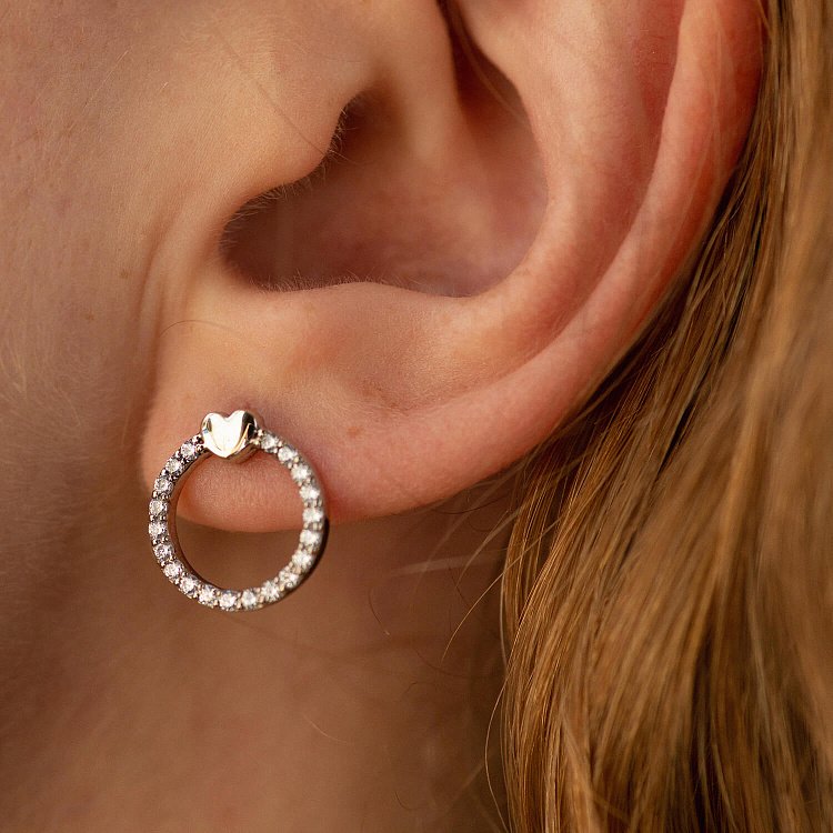 Сережки - пусети "Сердечки" з фіанітами (біле золото) с08475 від ювелірного магазину Онікс - 4