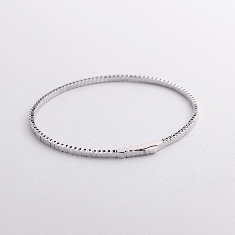 Жесткий браслет "Kylie" в белом золоте б05571 - 9 Жесткий браслет "Kylie" в белом золоте б05571 от ювелирного магазина Оникс - 9