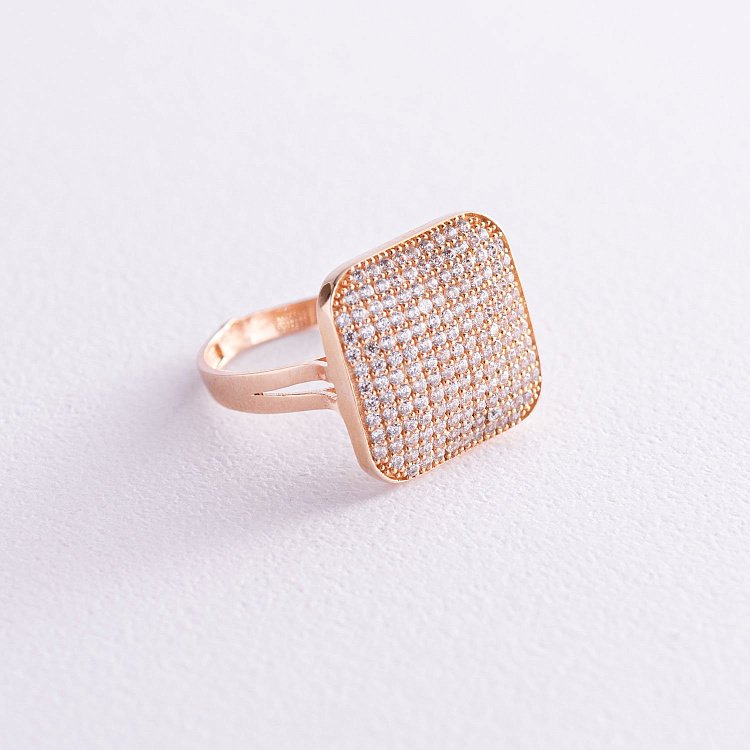 Золотое кольцо с фианитами к06211 от ювелирного магазина Оникс