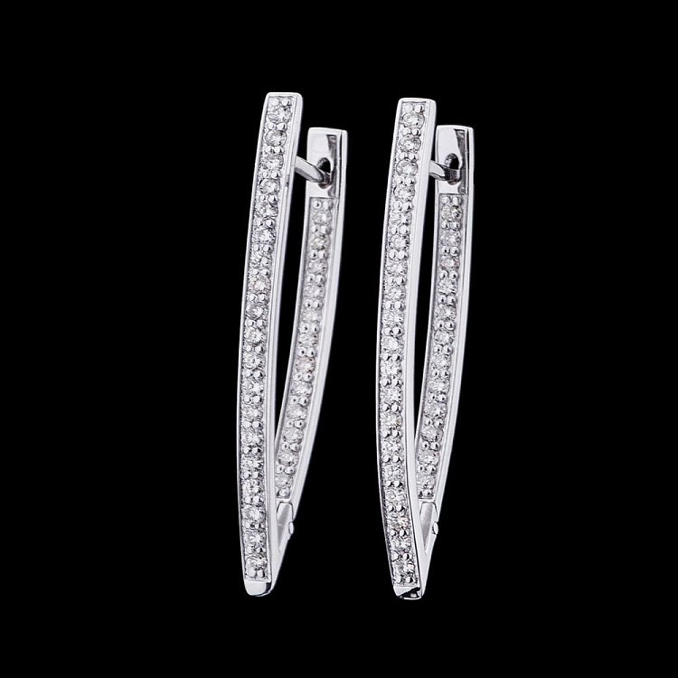 Золотые серьги с бриллиантами е0323б от ювелирного магазина Оникс