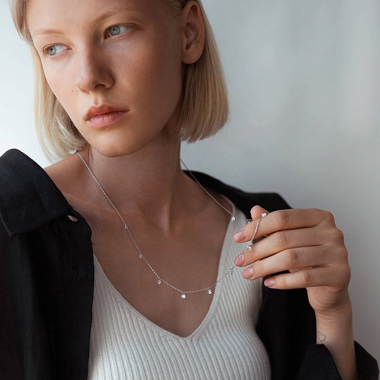 Срібне кольє з фіанітами 181198 від ювелірного магазину Онікс - 3