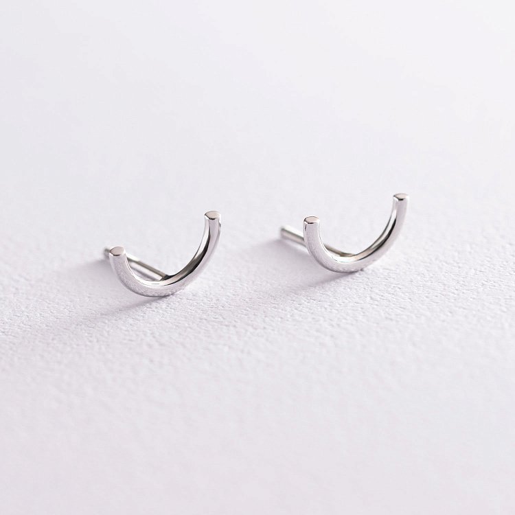 Серьги - пусеты "Дуга" в белом золоте с07076 от ювелирного магазина Оникс - 4