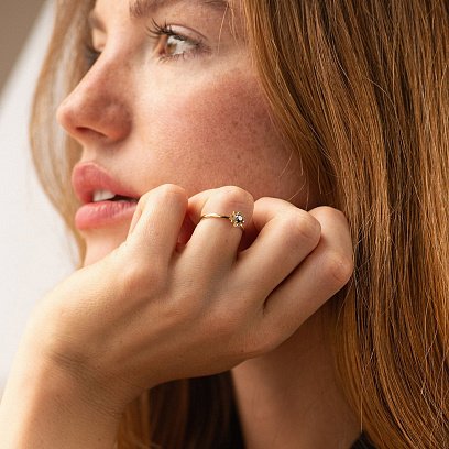 Кольцо "Цветочек" с бриллиантами (желтое золото) 242591622 №4