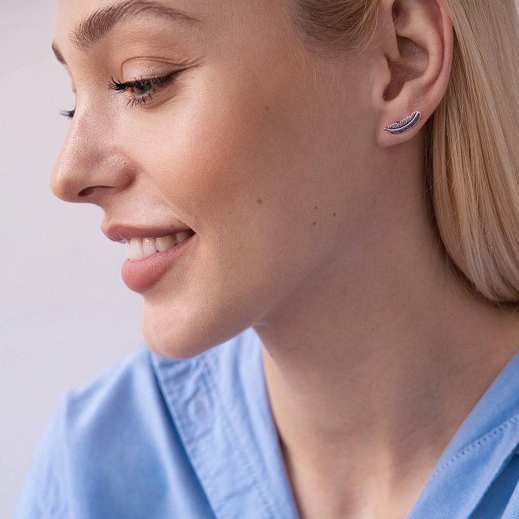 Серебряные серьги - пусеты "Перышки" 123200 от ювелирного магазина Оникс - 4