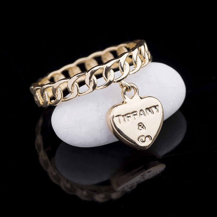 Эксклюзивное кольцо из желтого золота к03946 от ювелирного магазина Оникс