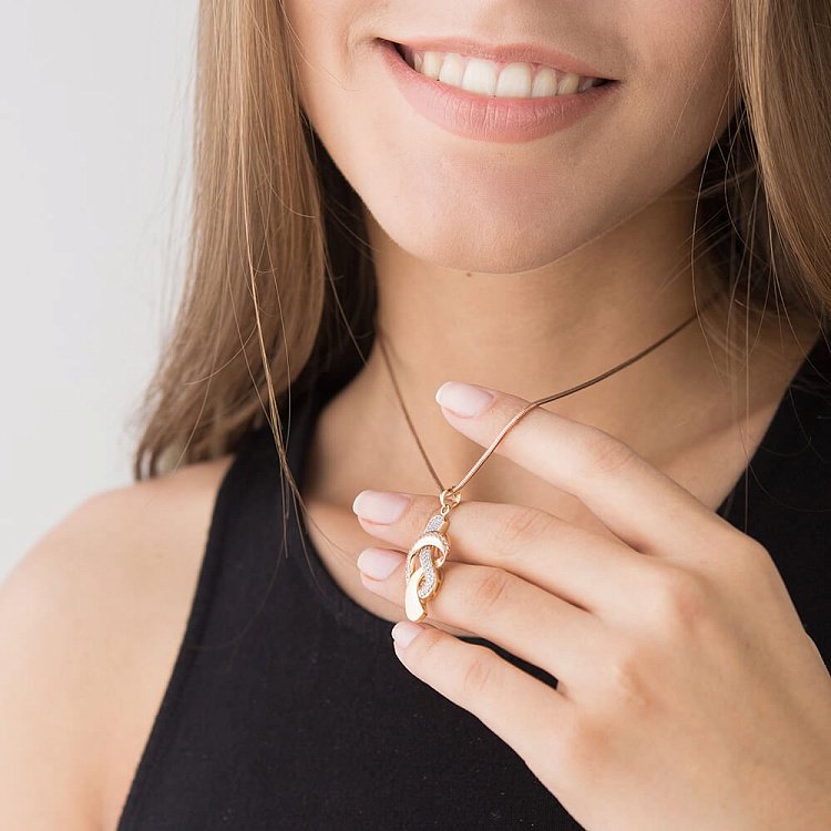 Золота підвіска з фіанітами п02210 від ювелірного магазину Онікс