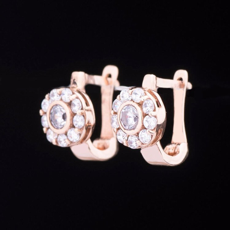 Золотые детские серьги "Цветочки" с фианитами с02374 от ювелирного магазина Оникс