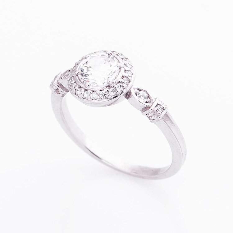 Золота каблучка (фіаніти) к05053 від ювелірного магазину Онікс