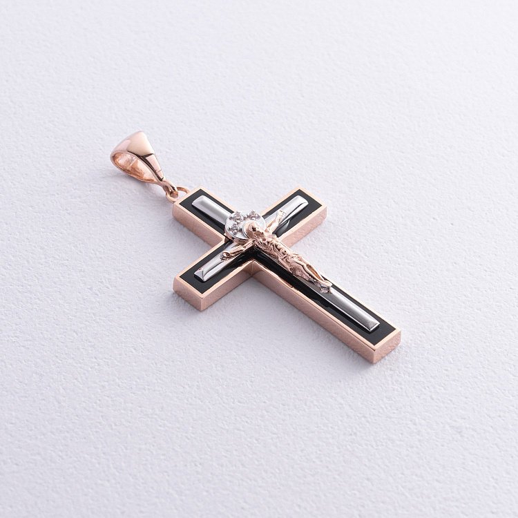 Золотий православний хрестик "Розп'яття. Спаси і Збережи" (емаль, фіаніти) п03905 від ювелірного магазину Онікс