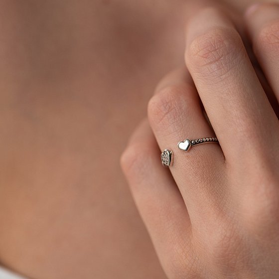 Серебряное кольцо "Сердечко" с фианитами 3886 №4