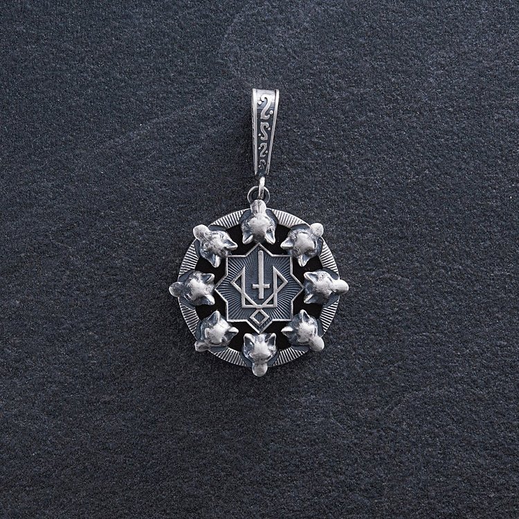 Серебряный кулон "Оберег Руевит" с деревом 153 от ювелирного магазина Оникс