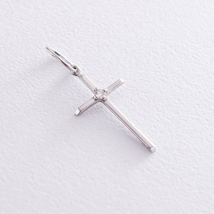 Золотой крестик с бриллиантом пб0016 от ювелирного магазина Оникс