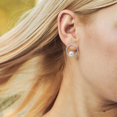 Срібні сережки-пусети "Кругообіг" з перлами 122551 №5