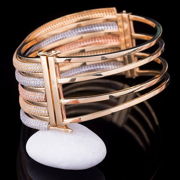 Жіночий браслет з фіанітами б01426 від ювелірного магазину Онікс - 2