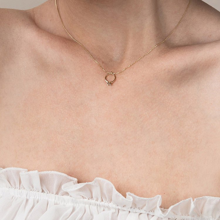 Колье с помолвочным кольцом в желтом золоте (фианит) кол00771 от ювелирного магазина Оникс - 2