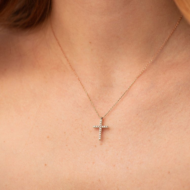 Золотое колье с крестиком (черные и белые фианиты) кол00807 от ювелирного магазина Оникс - 1