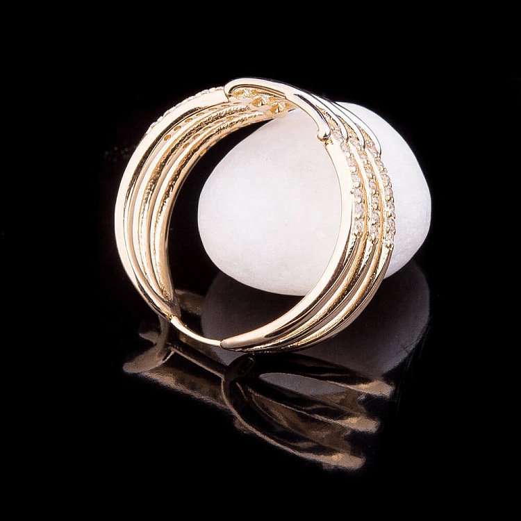 Ексклюзивна золота каблучка з фіанітами к04277 від ювелірного магазину Онікс - 2