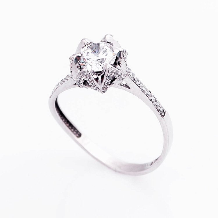 Золота заручальна каблучка з фіанітами к05051 від ювелірного магазину Онікс