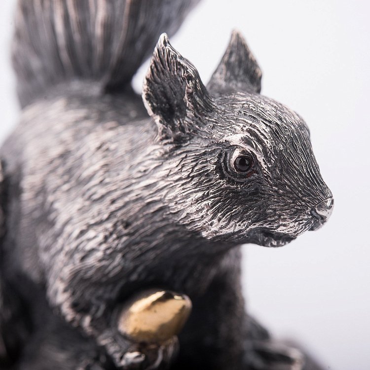 Срібна фігура "Білка з горішком" - ручна робота сер00013 від ювелірного магазину Онікс - 1