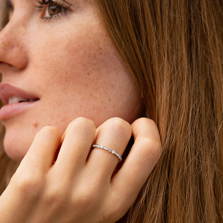 Золотое кольцо с бриллиантами кб0562cha от ювелирного магазина Оникс - 1