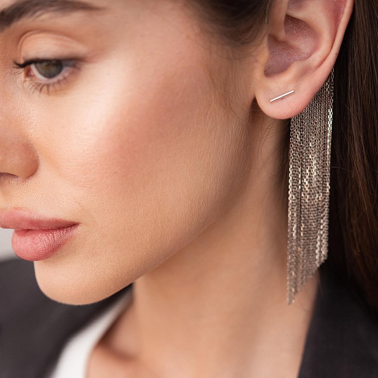 Срібні сережки-пусети в стилі мінімалізм 122489 від ювелірного магазину Онікс - 19