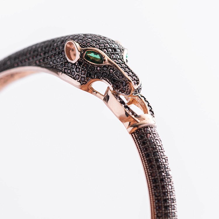 Жорсткий золотий браслет "Пантера" з фіанітами б04768 від ювелірного магазину Онікс - 2