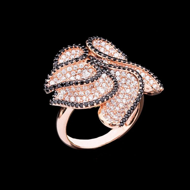 Золотое кольцо "Цветочек" с фианитами к04180 от ювелирного магазина Оникс - 2