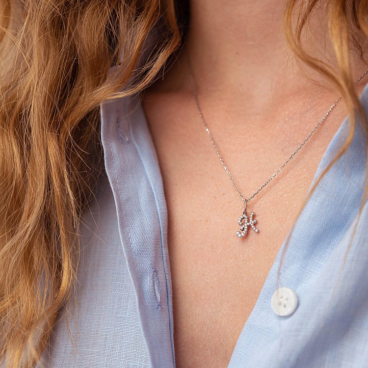 Золота підвіска "Літера Н" з діамантами пН від ювелірного магазину Онікс - 1