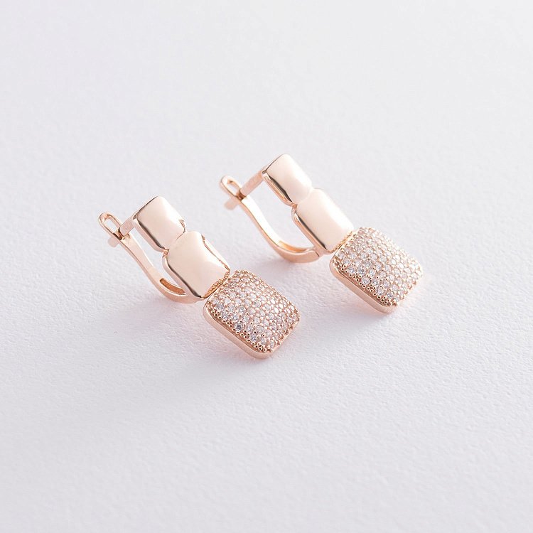 Золотые серьги с фианитами с04517 от ювелирного магазина Оникс